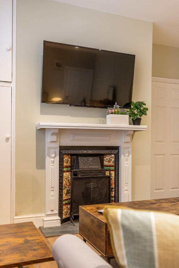Host & Stay - Cromer Town, Apartment 1 ภายนอก รูปภาพ